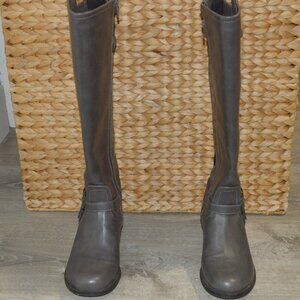 G by Guess 7 M Gray Tall Boots Riding Boots